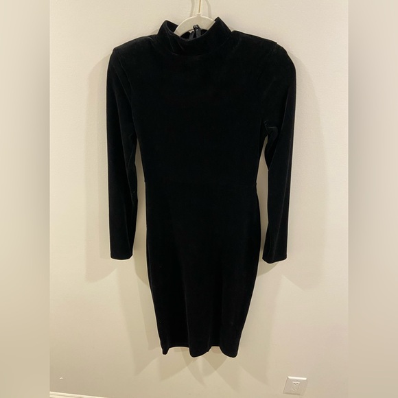 NWT Velvet Black Mock Neck Dress 🎁COMES WITH A GIFT🎁 - Picture 7 of 12
